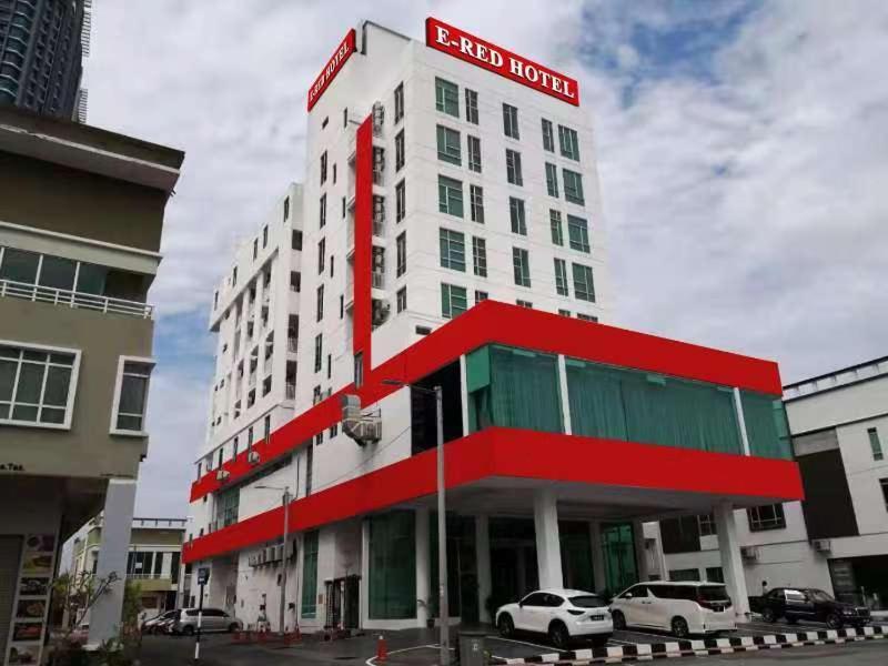 E-Red Hotel Melaka Extérieur photo